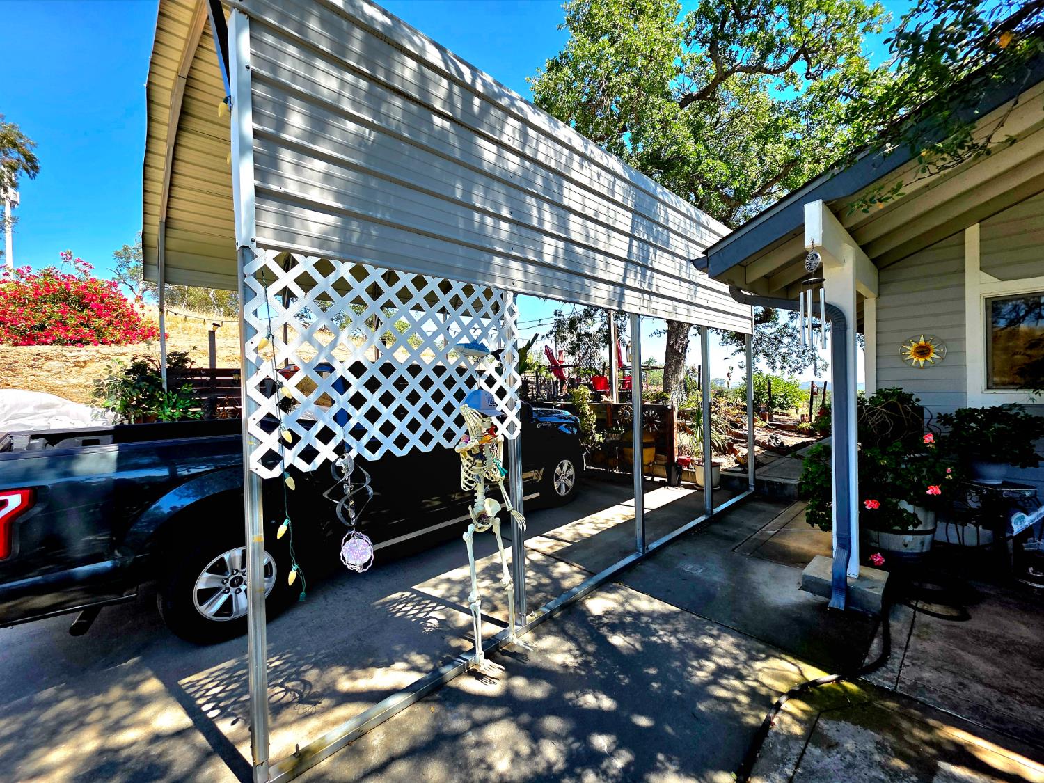 Single Family in Coarsegold - photo 3