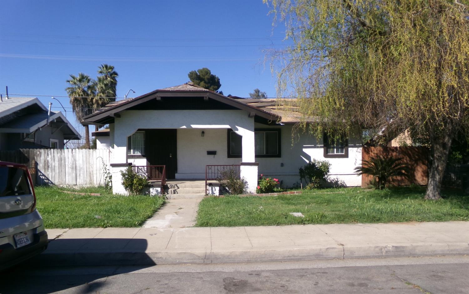 Single Family in Fresno - main photo