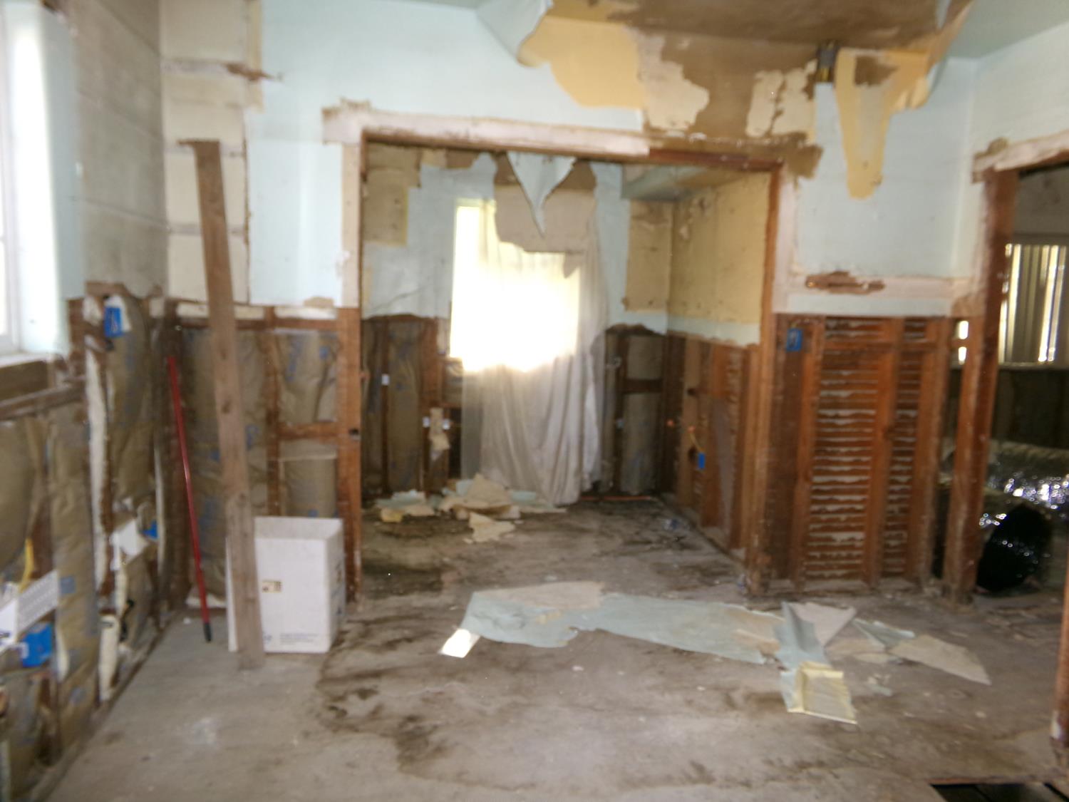 Single Family in Fresno - photo 2