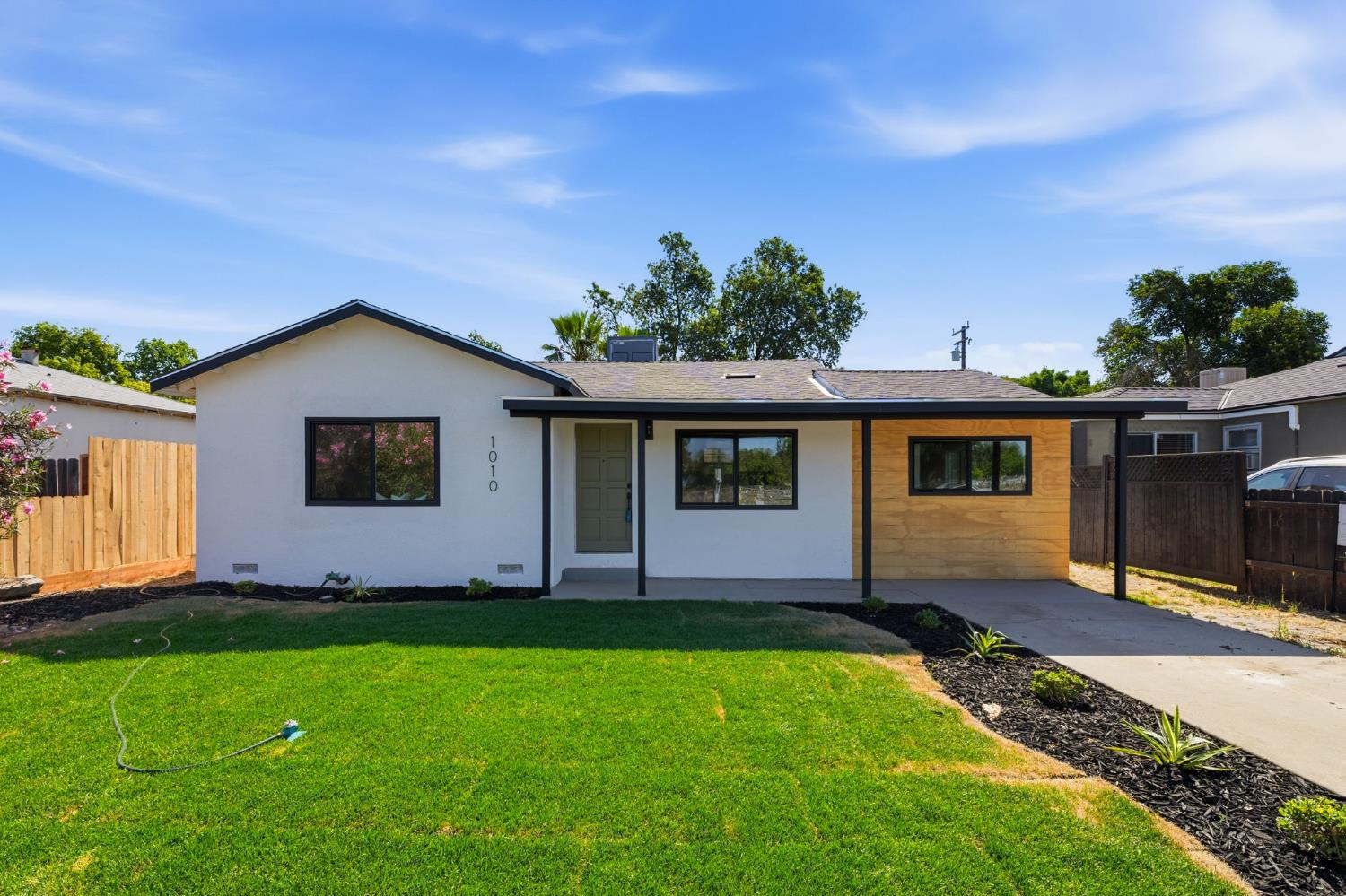 Single Family in Visalia