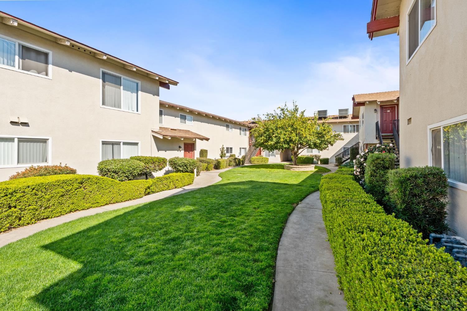 Multi Family in Fresno - photo 2