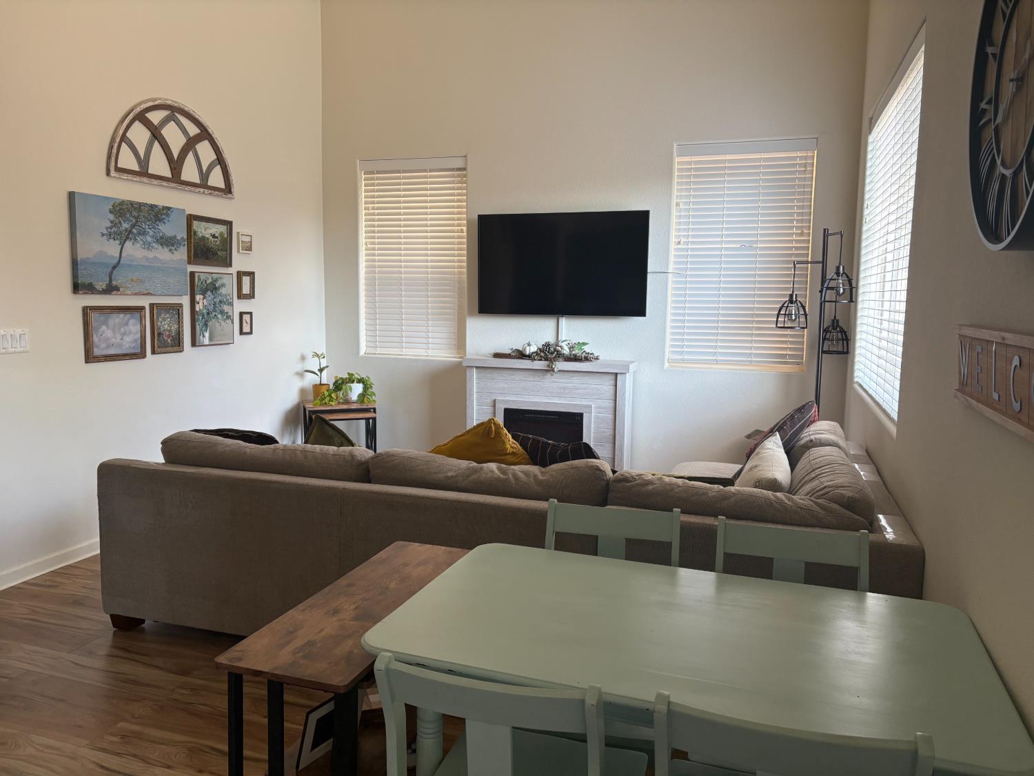 Single Family in Fresno - photo 2