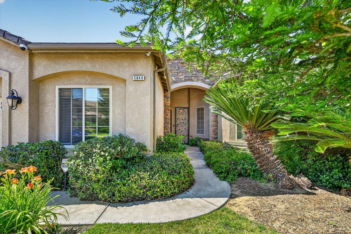 Single Family in Fresno - photo 3