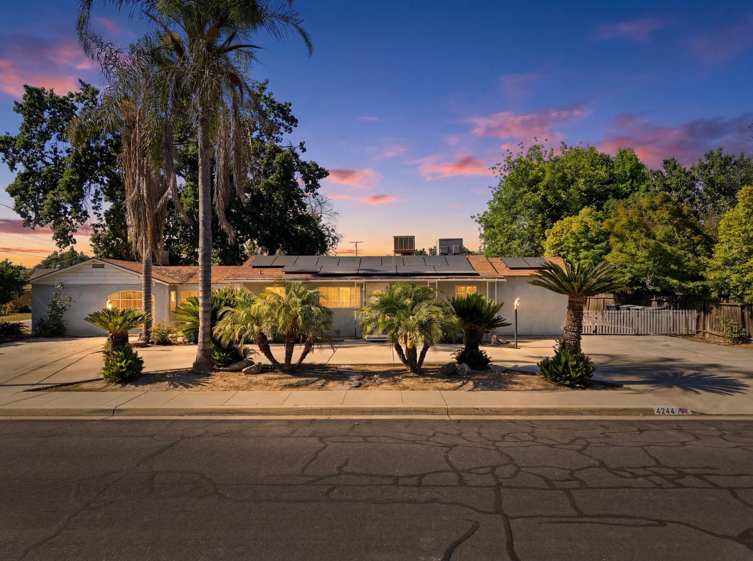 Single Family in Visalia - photo 2