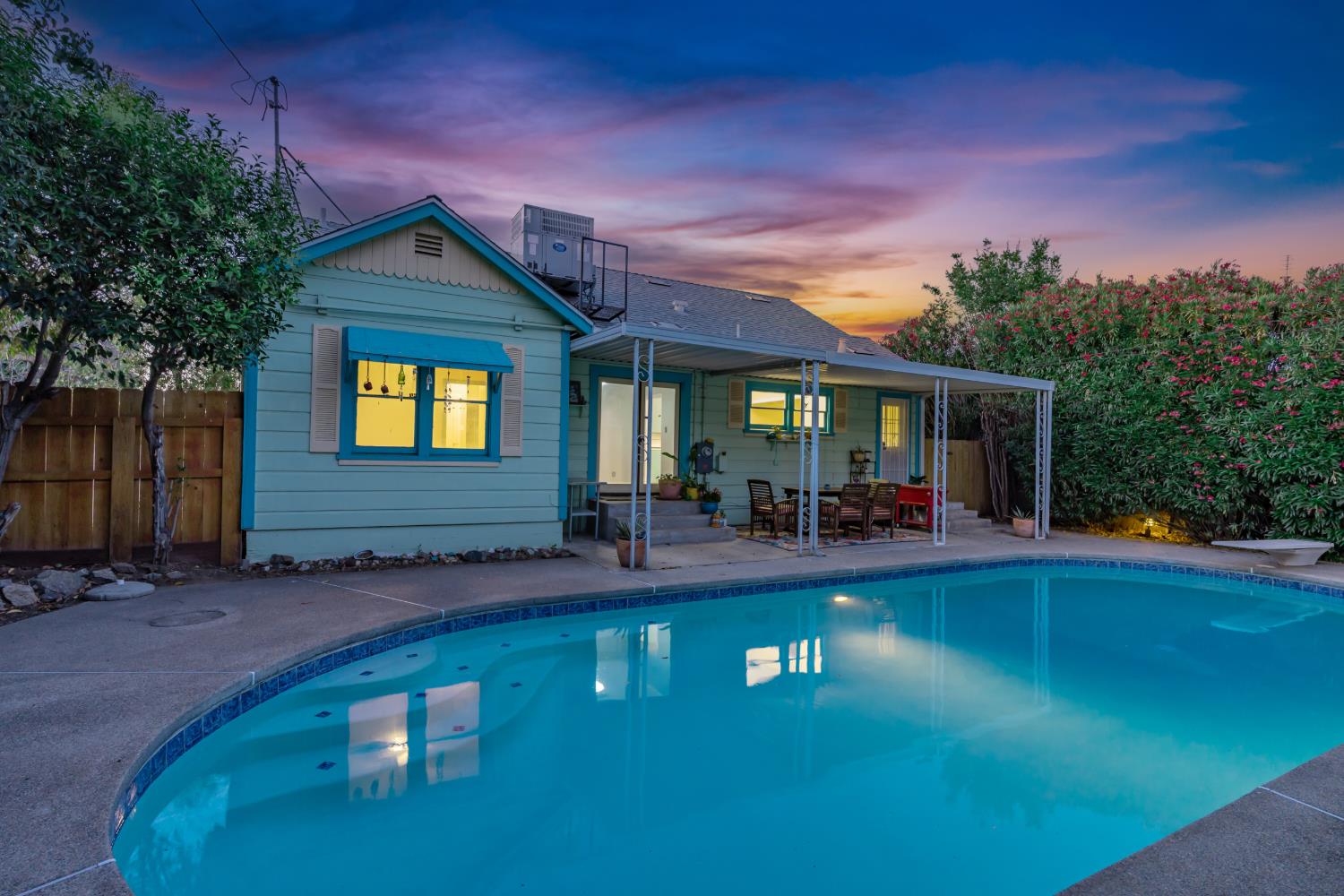 Single Family in Fresno - photo 2