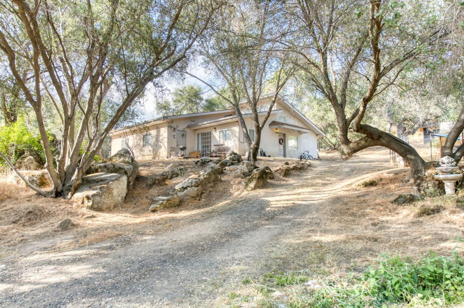 Duplex in Coarsegold