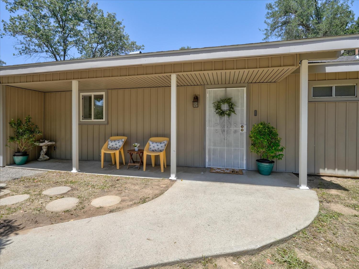 Single Family in Oakhurst - photo 3