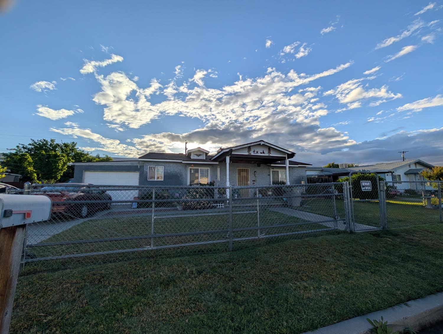 Single Family in Fresno - main photo