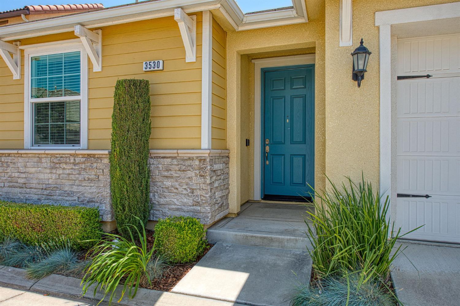 Single Family in Clovis - photo 2