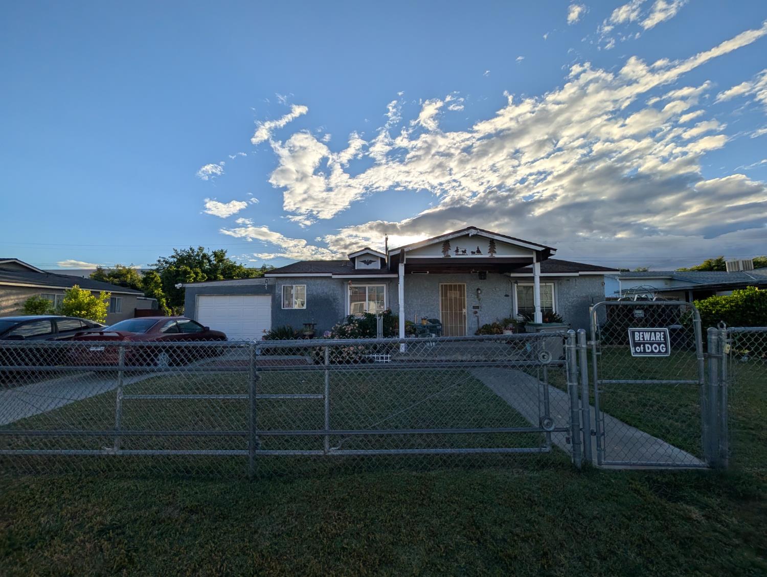 Single Family in Fresno - photo 2