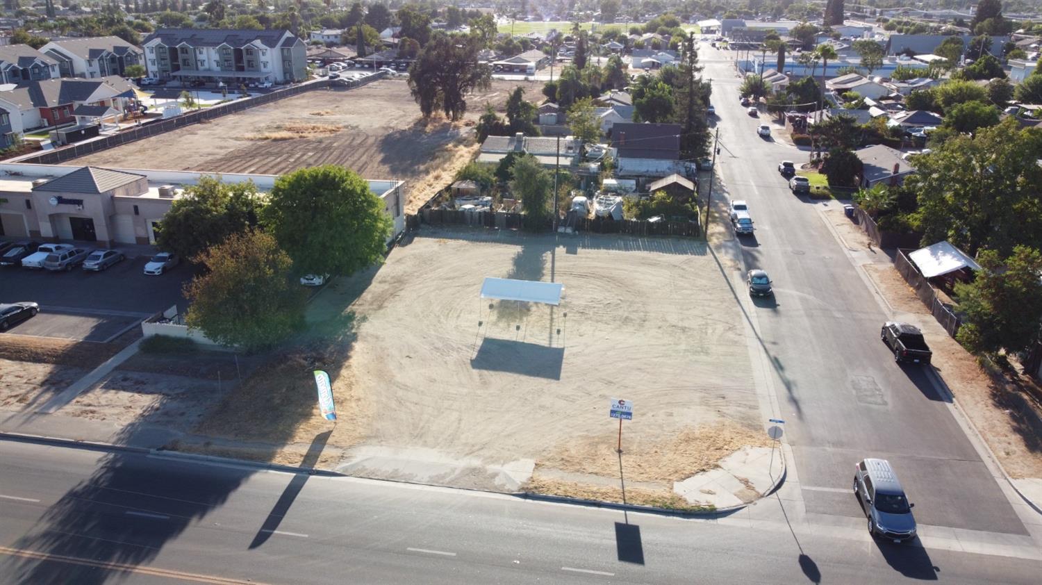 Vacant Lot in Sanger - main photo