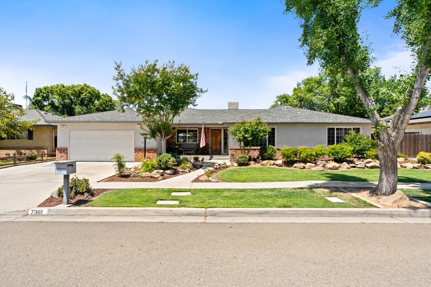 Single Family in Fresno - main photo