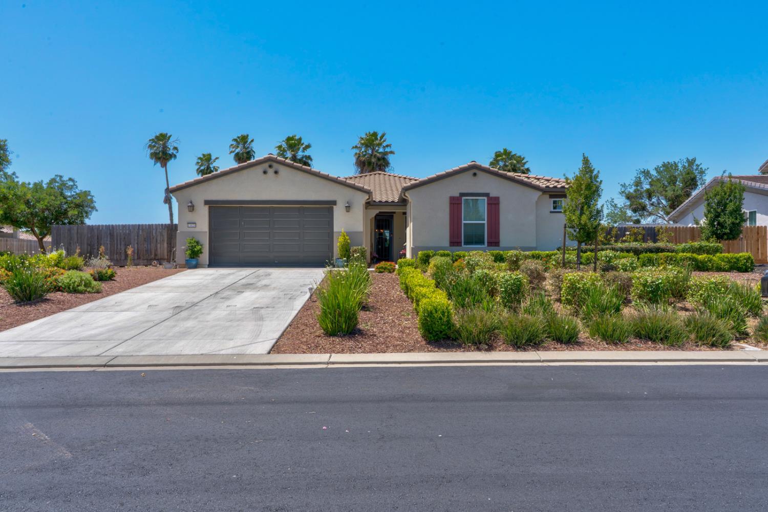 Single Family in Chowchilla - photo 2