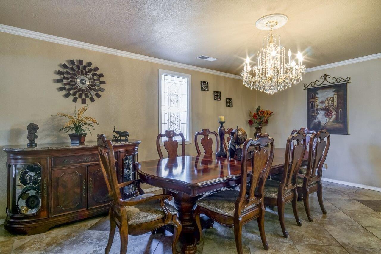 Single Family in Fresno - photo 3