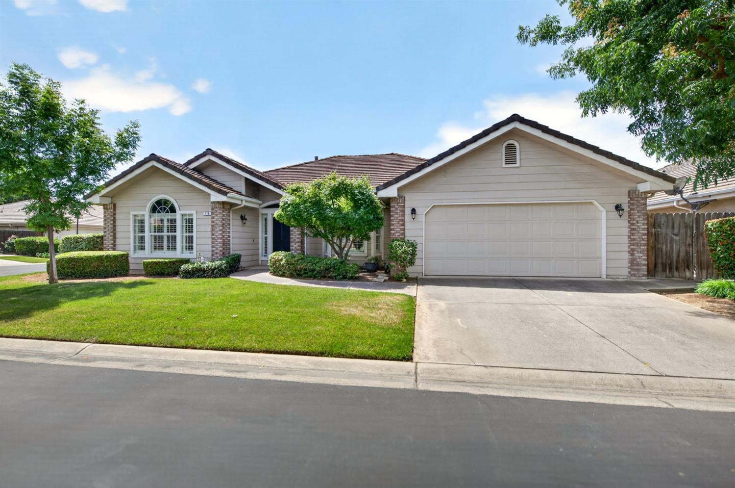 Single Family in Fresno - photo 3
