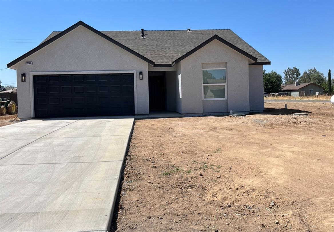 Single Family in Madera