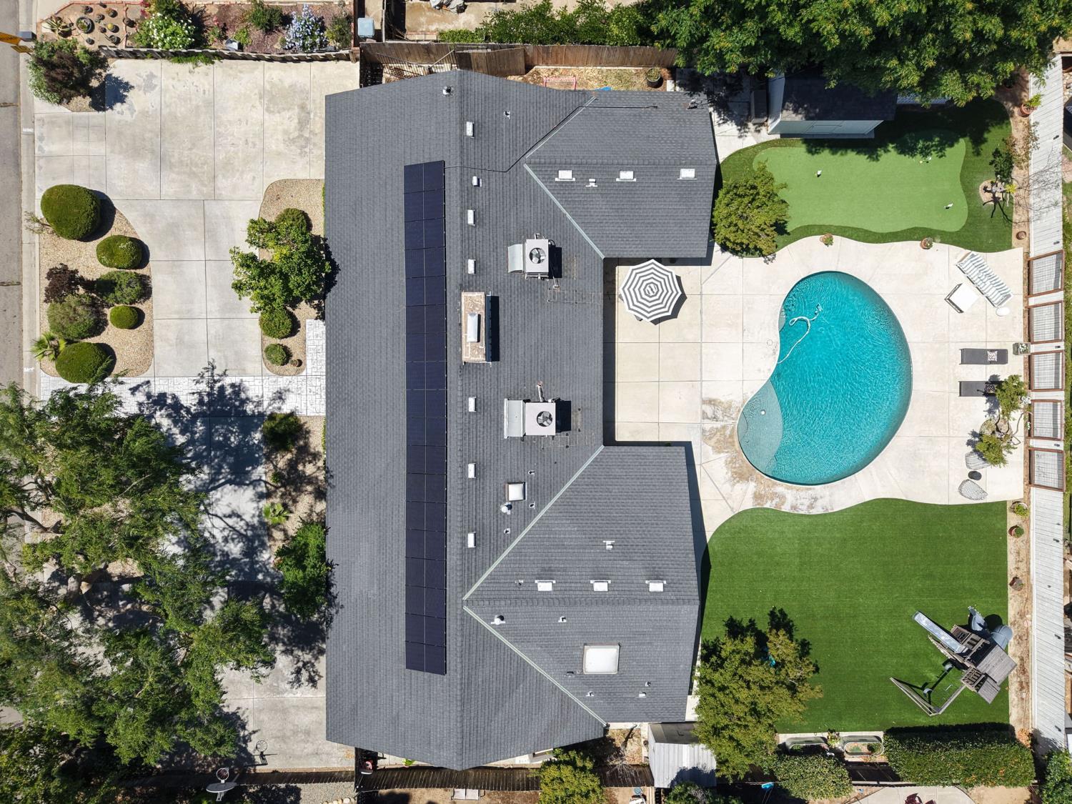 Single Family in Fresno - photo 3