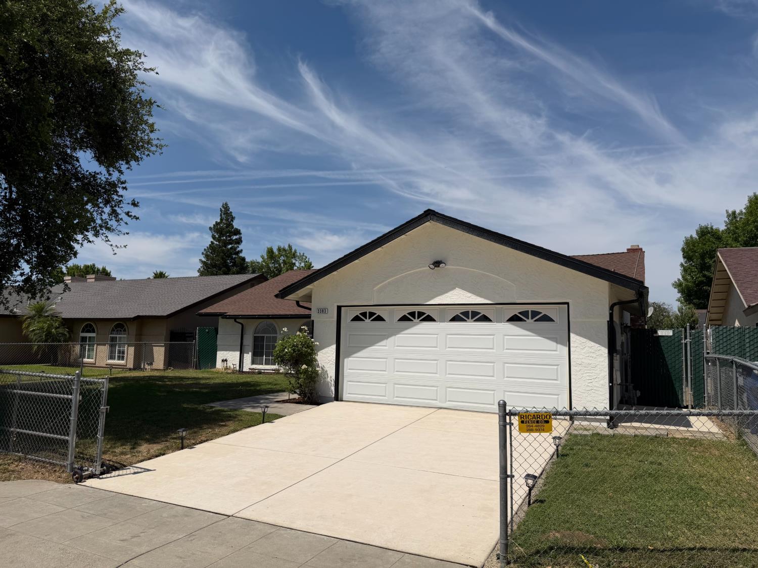 Single Family in Fresno - photo 2