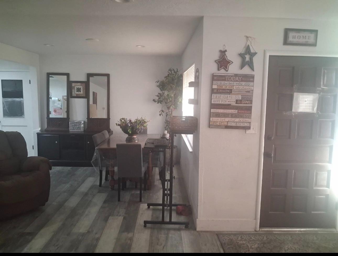 Single Family in Fresno - photo 2