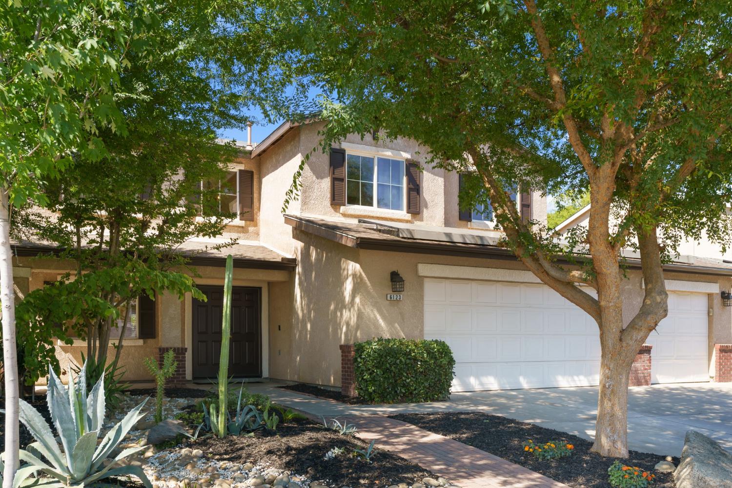 Single Family in Fresno - photo 3