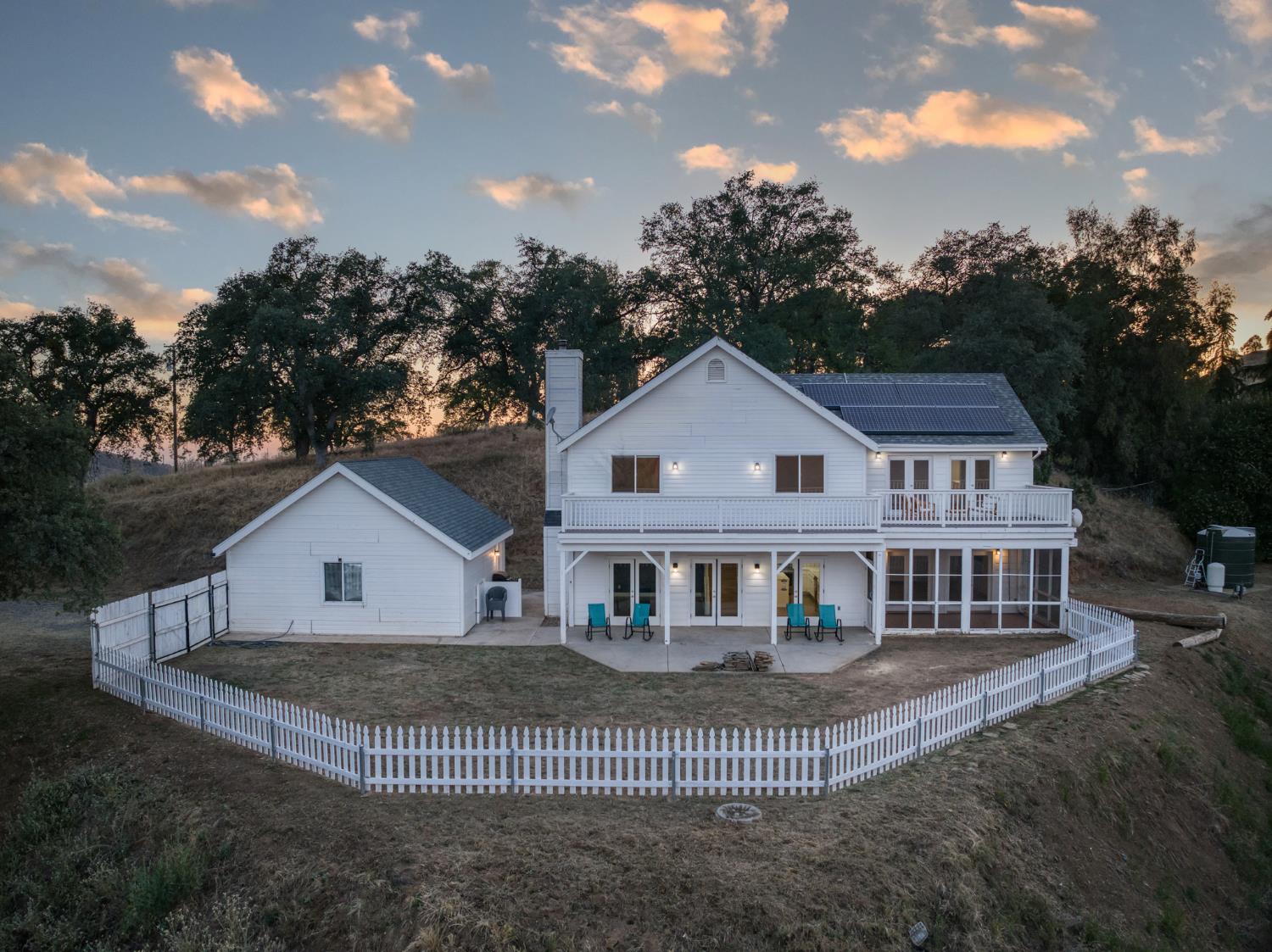 Single Family in Tollhouse