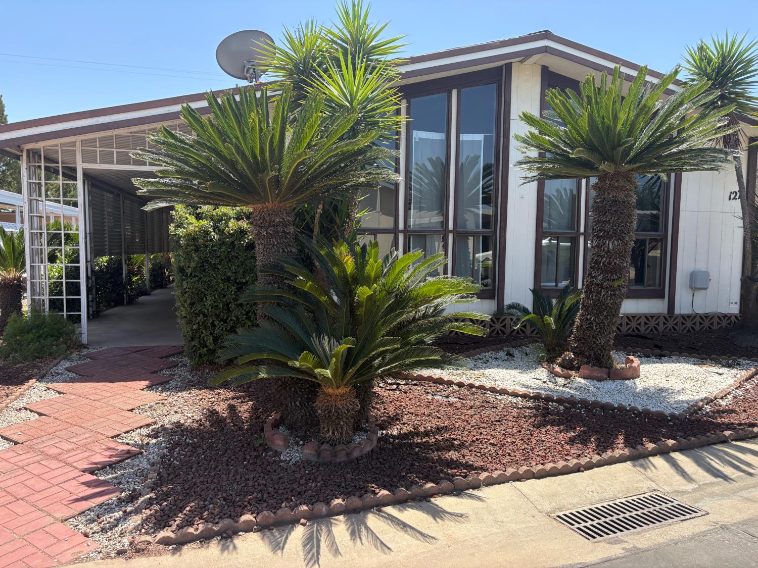 Mobile Home in Reedley