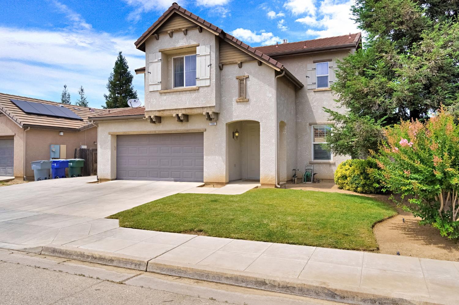 Single Family in Fresno - photo 3