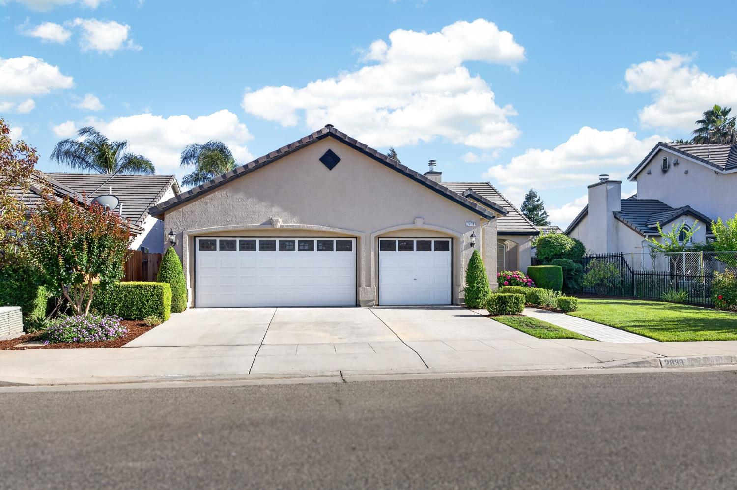Single Family in Fresno - photo 3