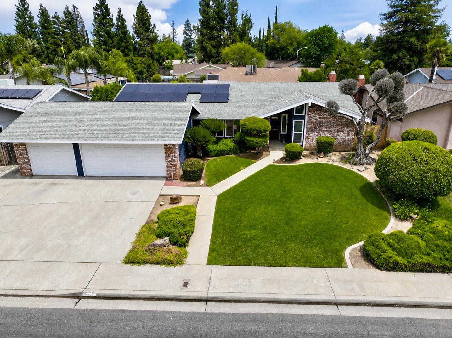 Single Family in Clovis - photo 2