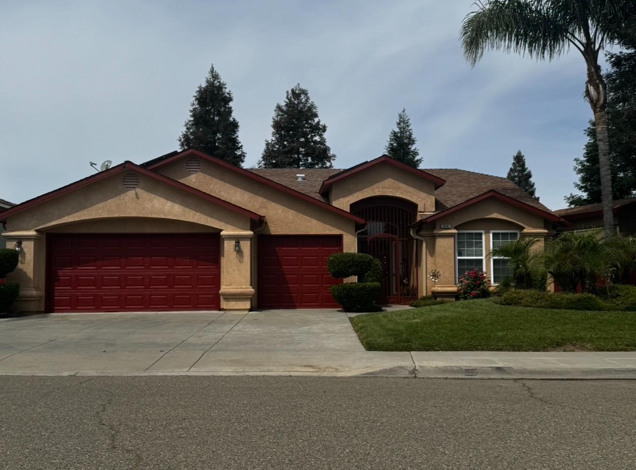 Single Family in Madera