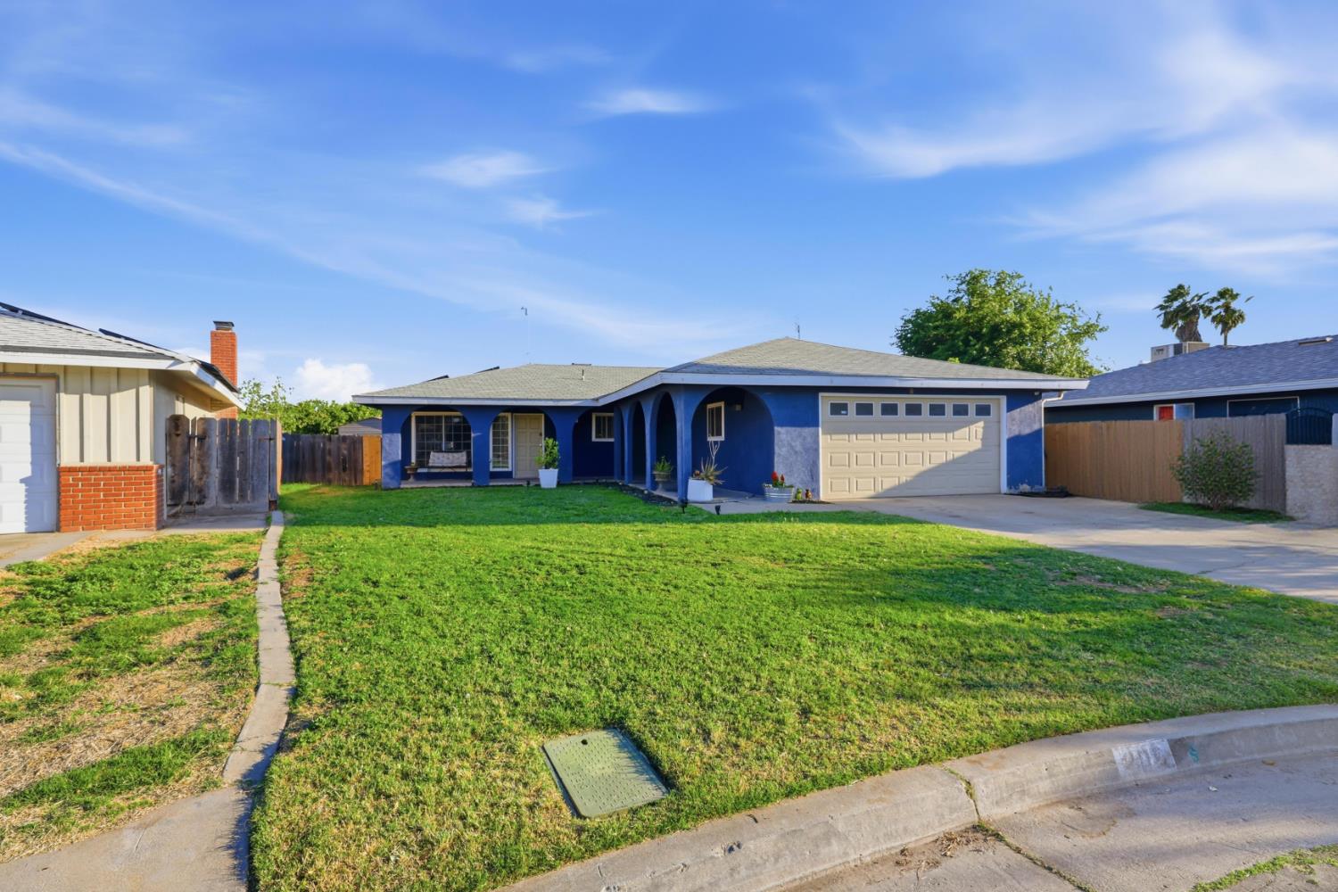 Single Family in Madera - main photo