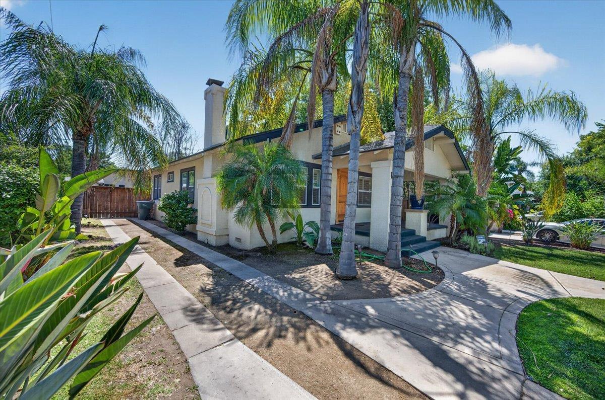 Single Family in Fresno - photo 3