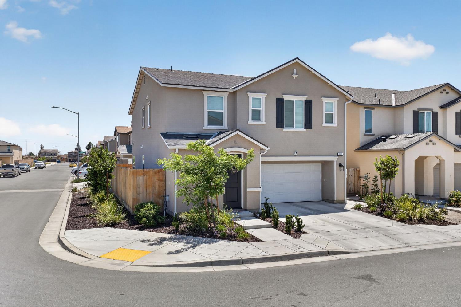 Single Family in Fresno - photo 3