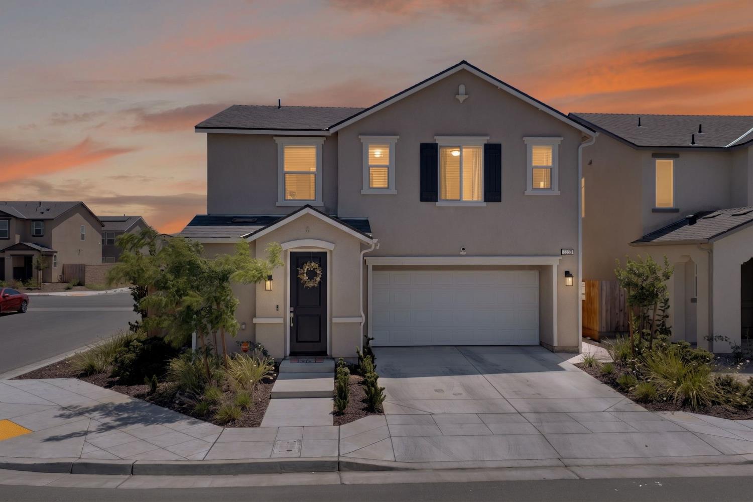 Single Family in Fresno - photo 2