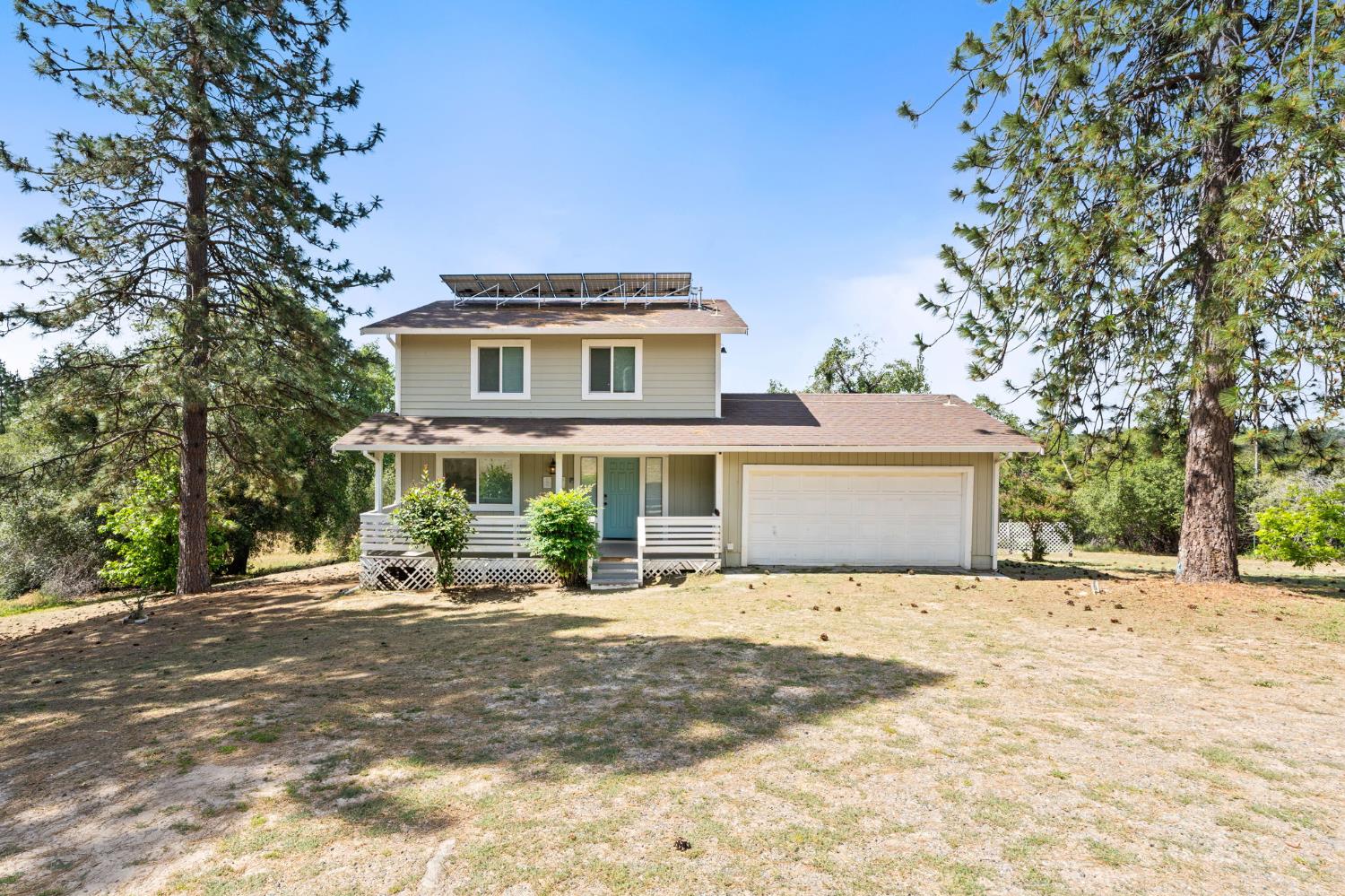 Single Family in Mariposa - photo 2