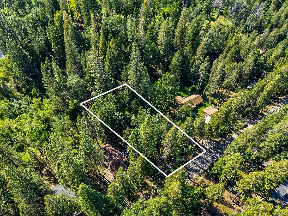 Vacant Lot in Mariposa - main photo