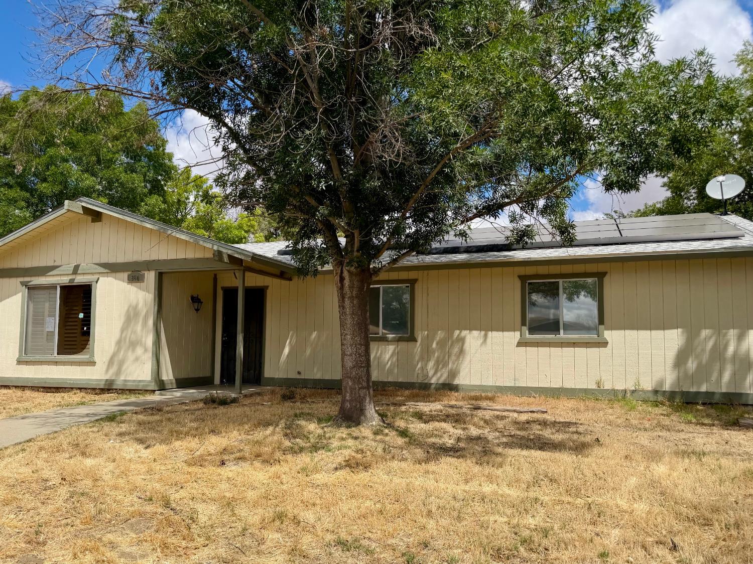 Single Family in Coalinga