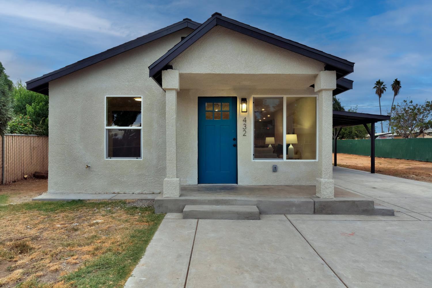 Single Family in Fresno - photo 3