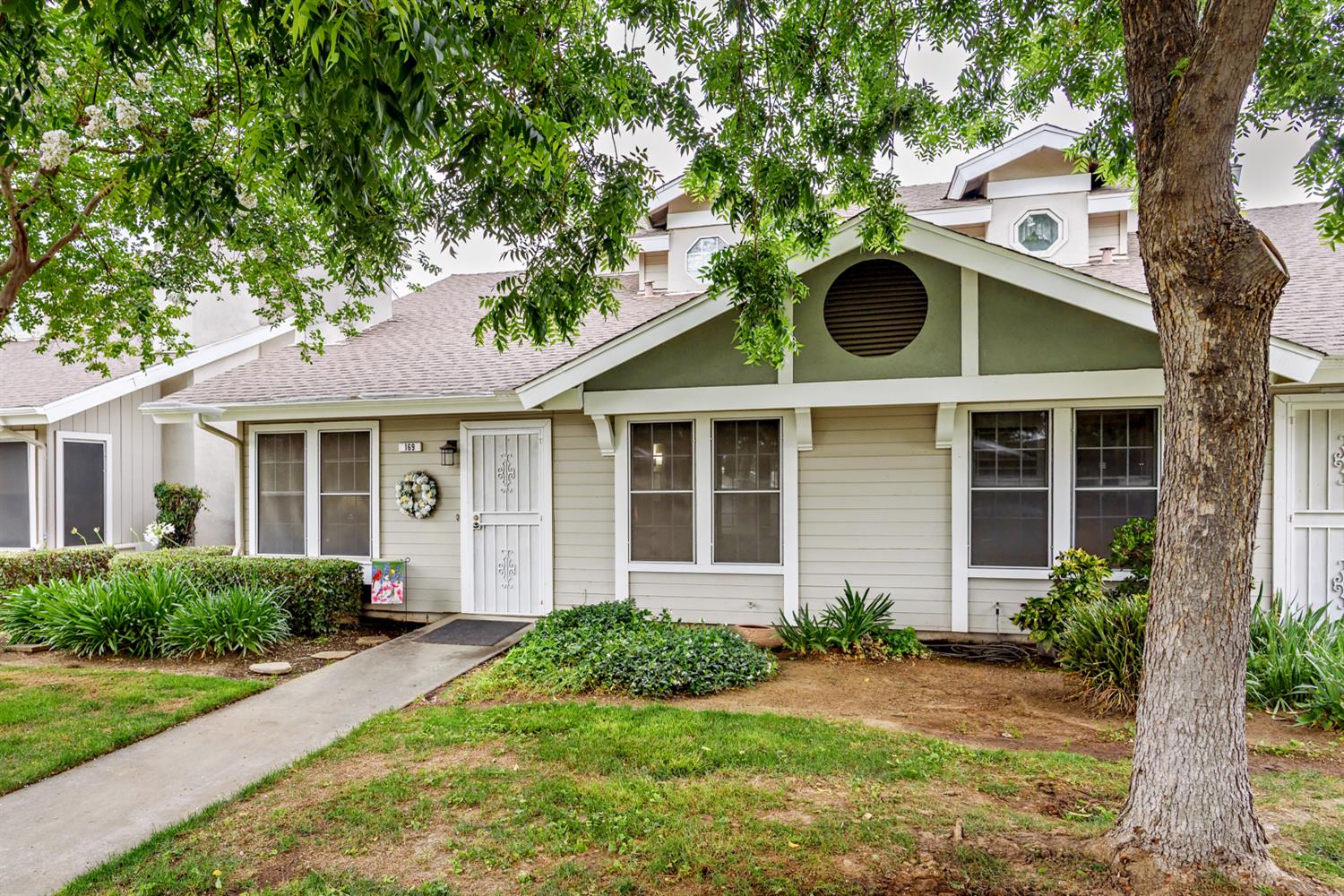 Single Family in Fresno - photo 2