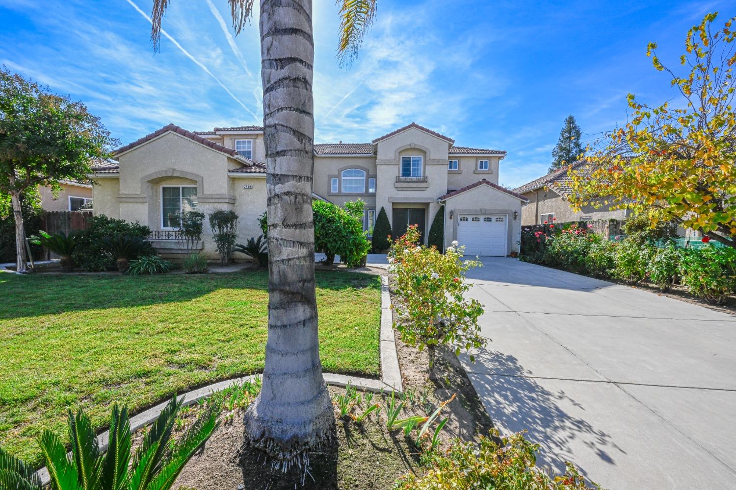 Single Family in Fresno - photo 2