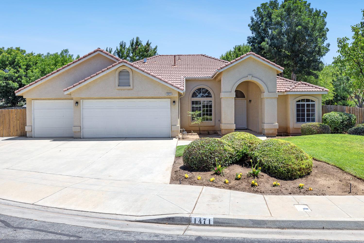 Featured listings