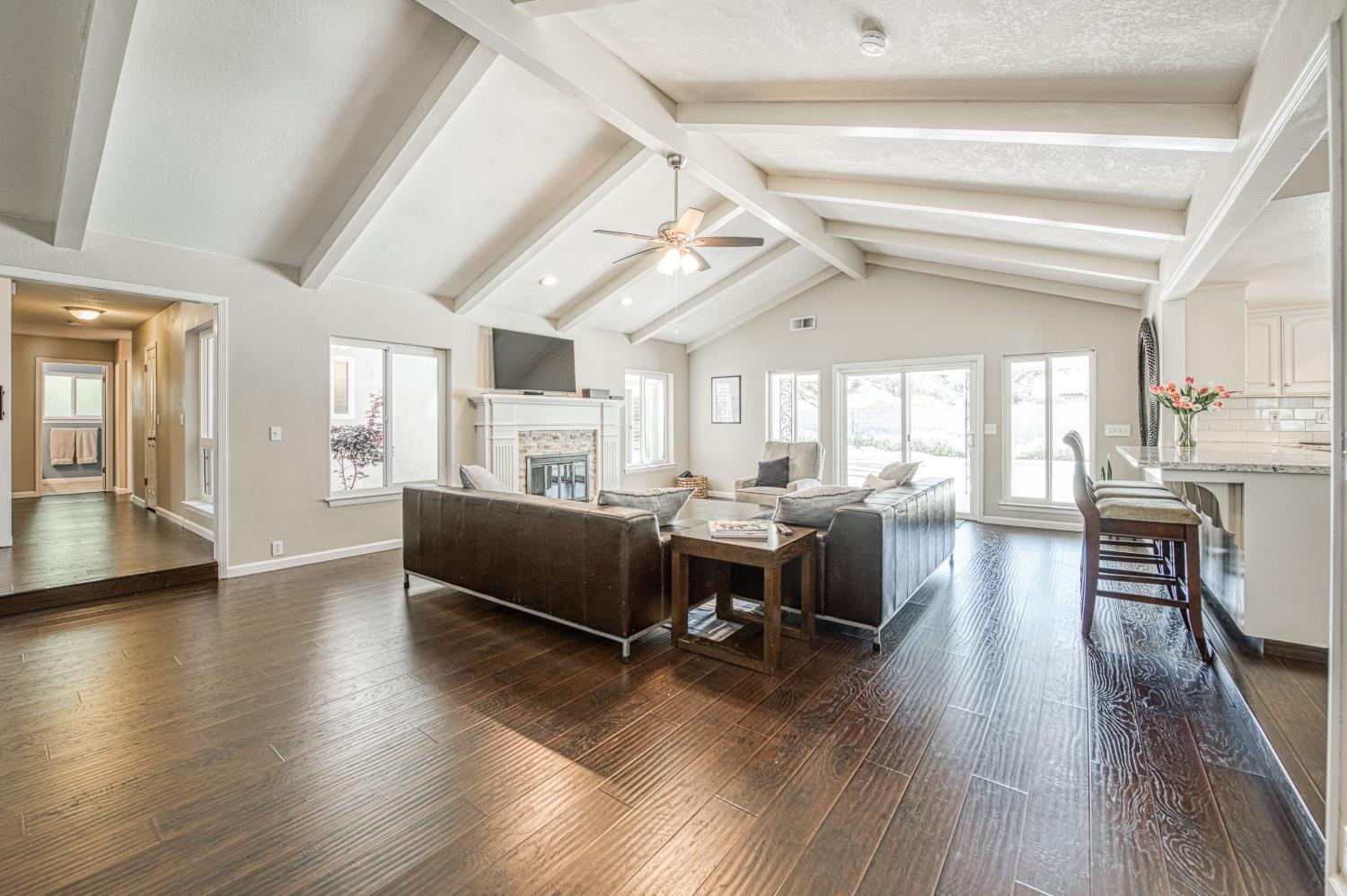 3848 W Alluvial Avenue