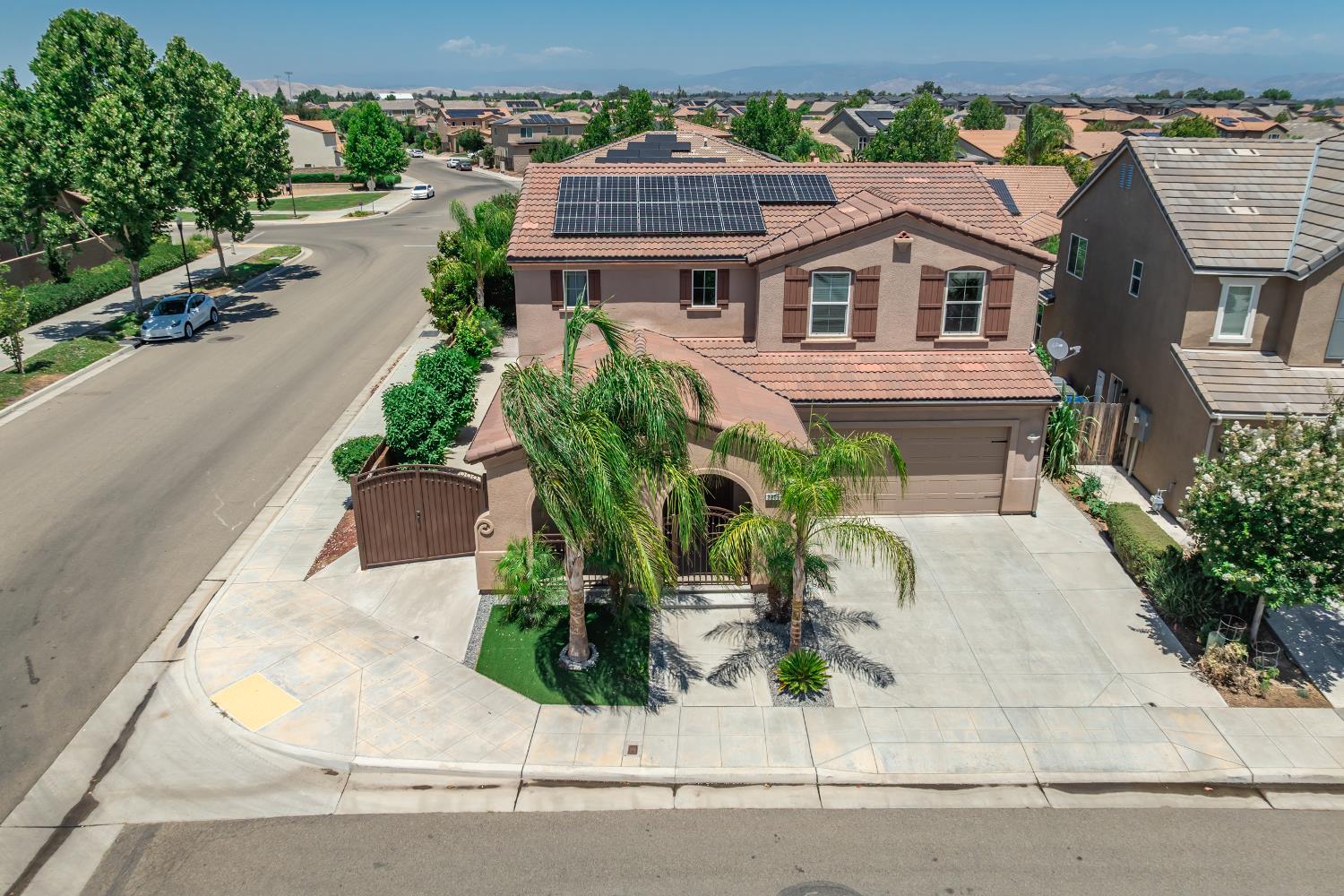 Featured listings
