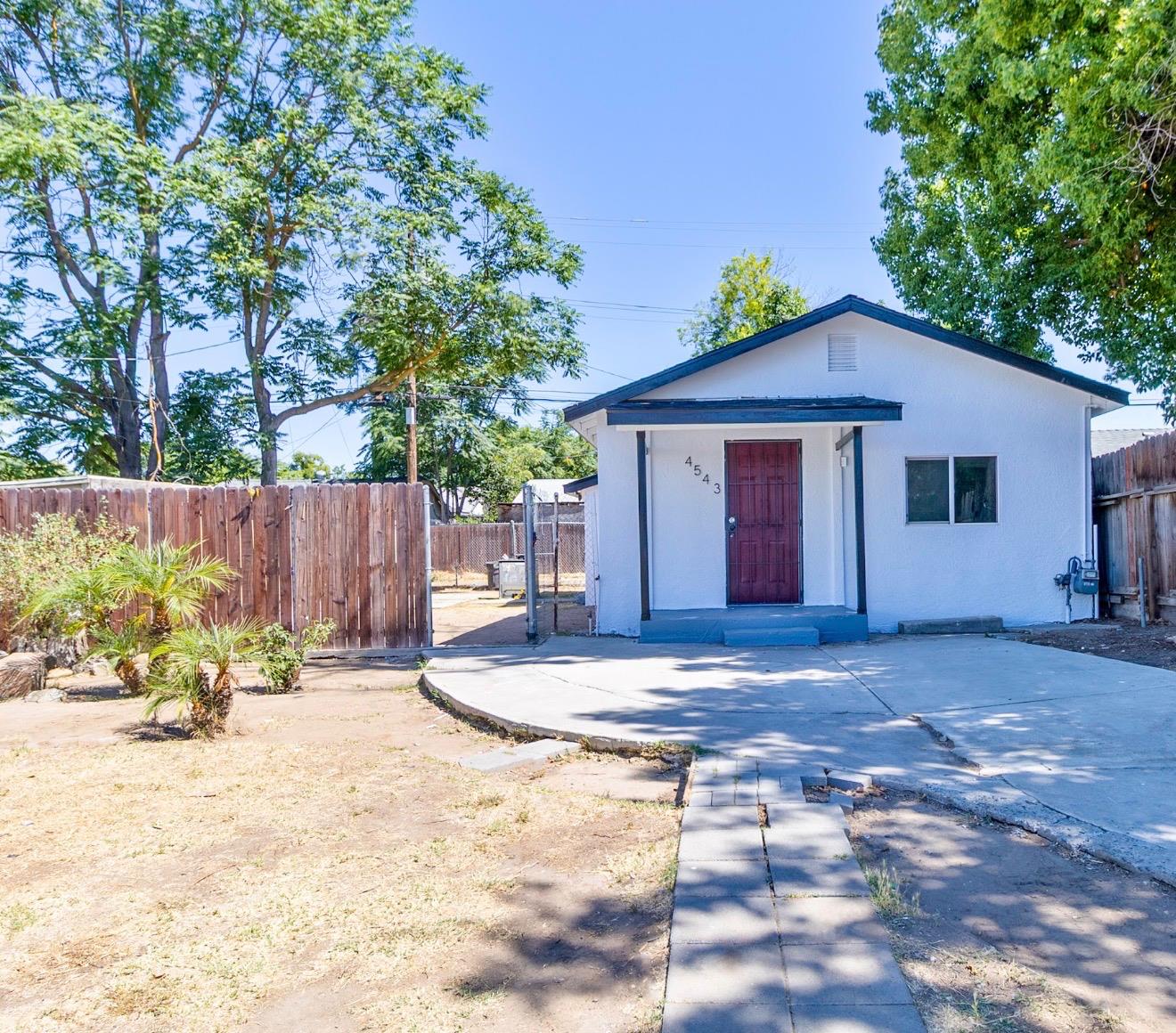 Single Family in Fresno