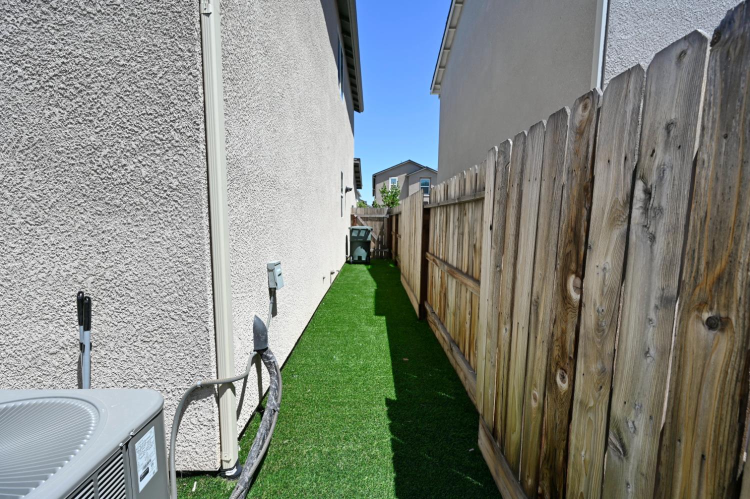 Photo 38