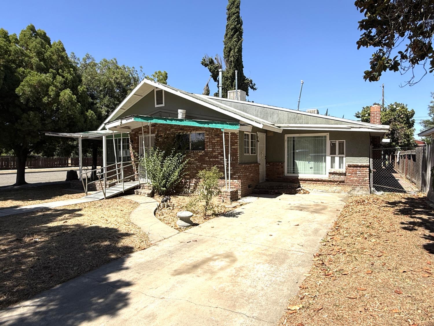 Single Family in Madera - photo 2