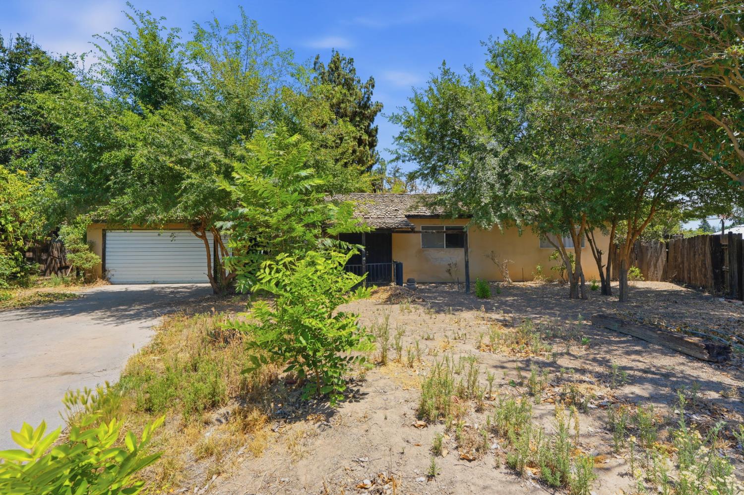 Single Family in Visalia