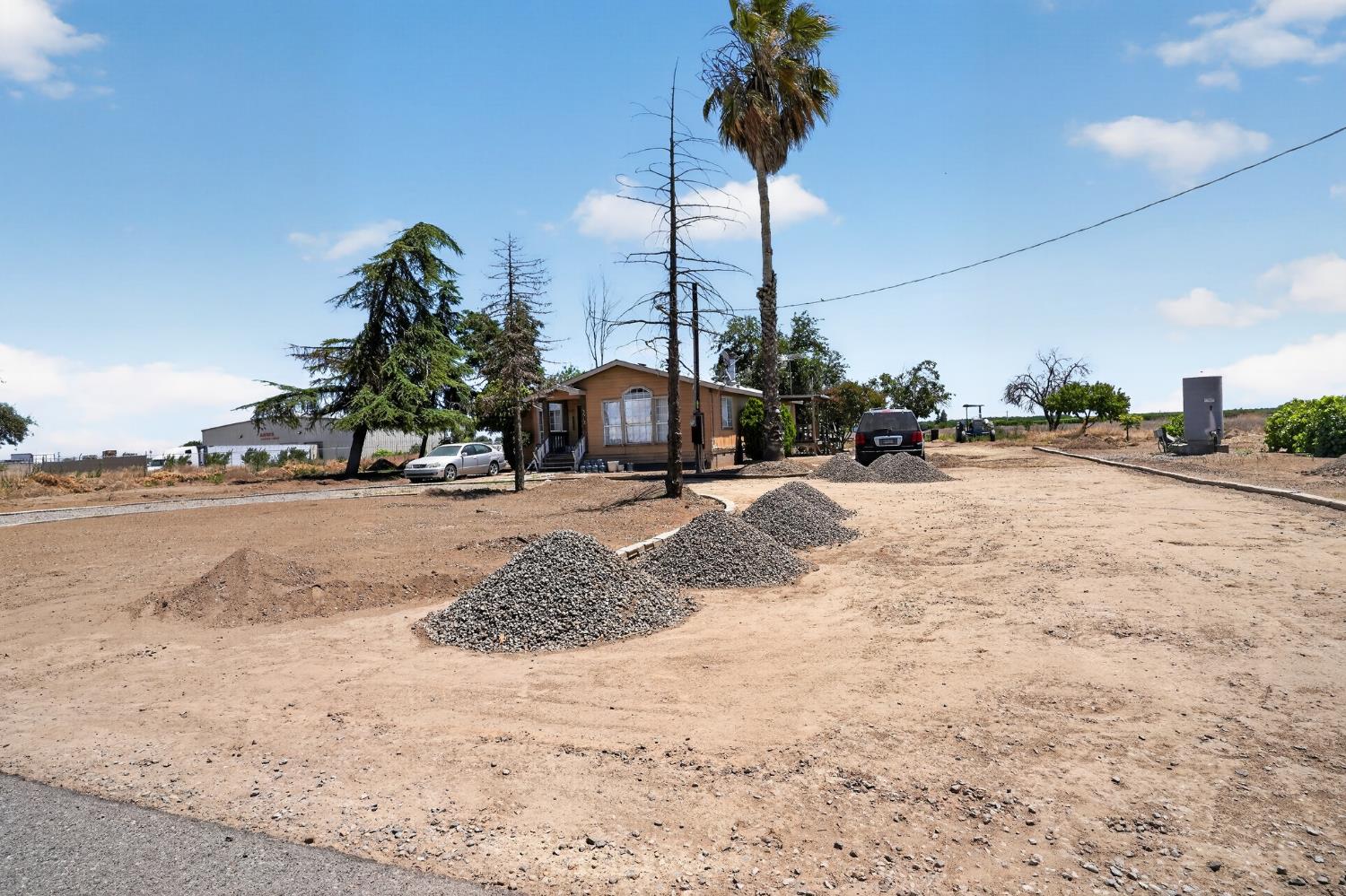 Mobile Home in Fresno - photo 3