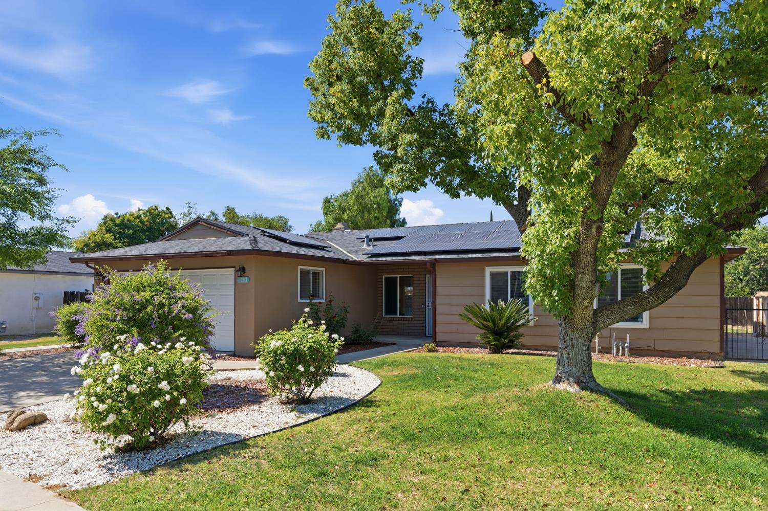 Single Family in Clovis - photo 3