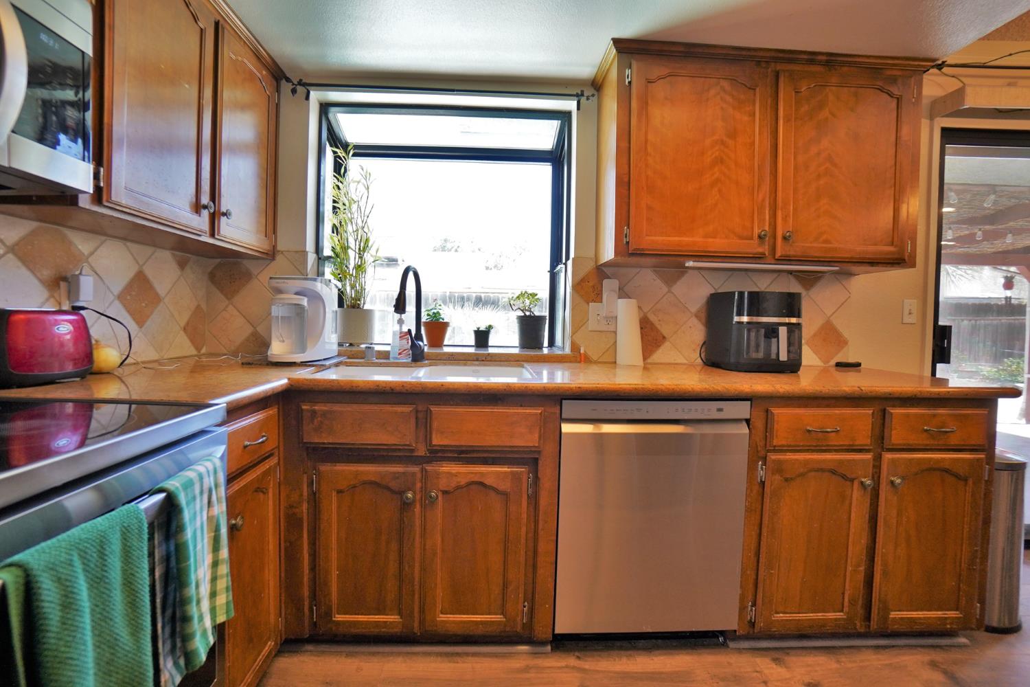 Photo 13